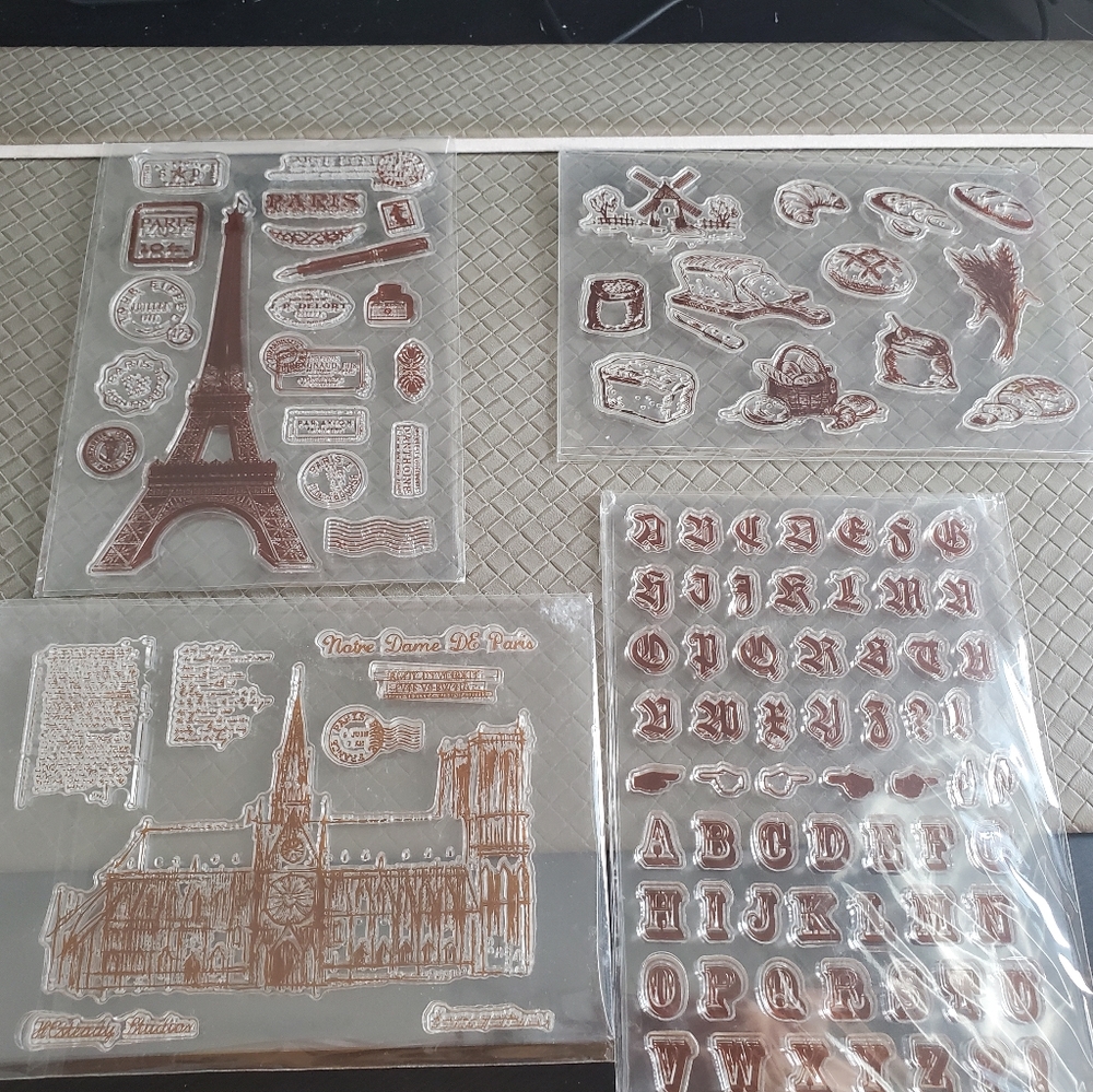 a bundle of 4 packs Transparent stamps
